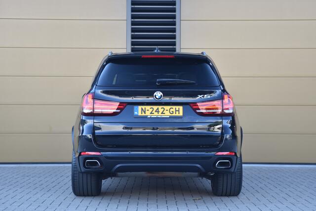 BMW X5 xDrive35i High Executive * Panorama dak * Head-up * Stoelverwarming * Achteruitrijcamera * LED *