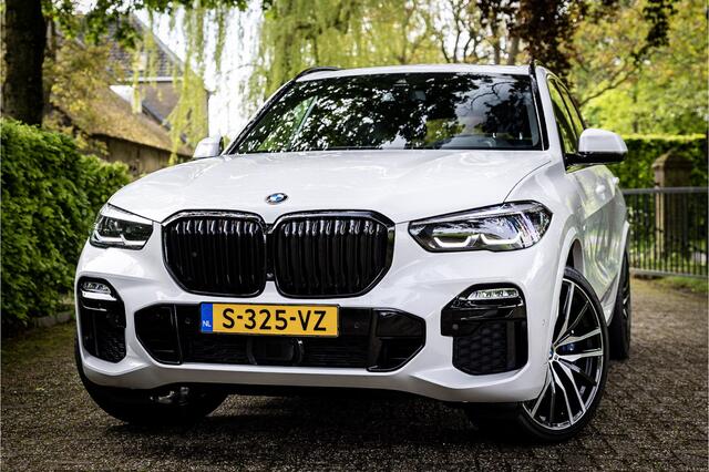 BMW X5 xDrive45e M Sport Parelmoerwit Individual Panorama 360 Camera 22" Trekhaak