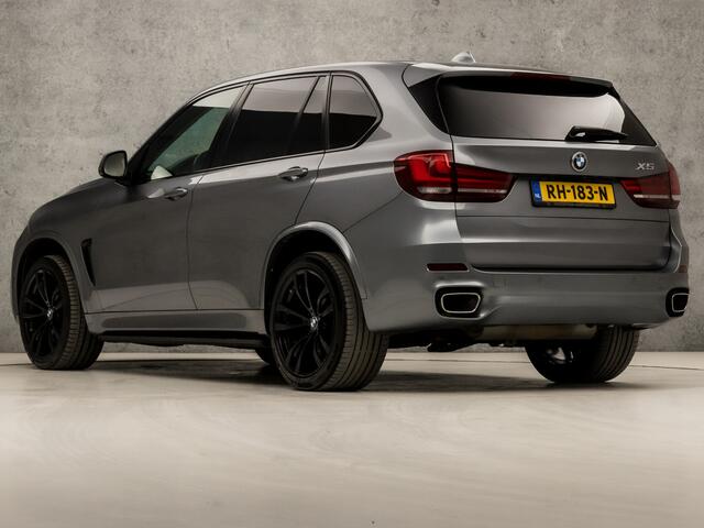 BMW X5 xDrive25d M Sport High Executive 232Pk Automaat (GROOT NAVI, M PAKKET, MEMORY SEATS, HEAD-UP DISPLAY, VIRTUAL COCKPIT, HARMAN/KARDON, SFEERVERLICHTING, STUUR/STOELVERWARMING, 360 CAMERA, GETINT GLAS, ADAPTIVE CRUISE, NIEUWST