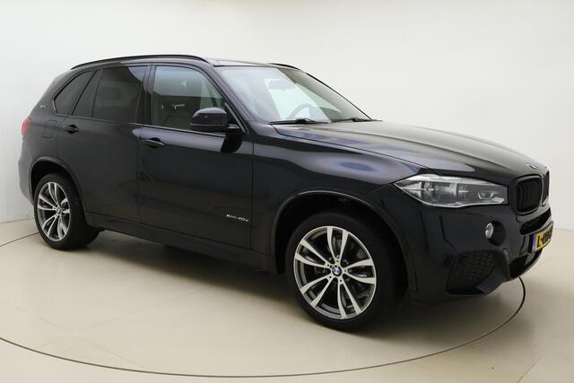 BMW X5 xDrive40e High Executive M-Sport | 2.700kg trekgewicht | Panorama dak | Leder | Memory | Keyless | Trekhaak | Stoelverwarming | 360° Camera | Memory | HUD