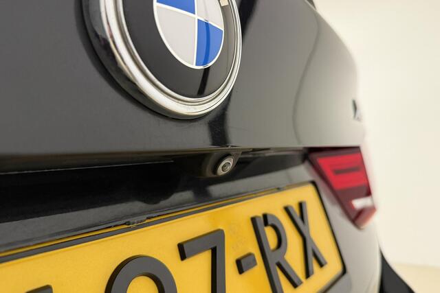 BMW X5 xDrive40e High Executive M-Sport | 2.700kg trekgewicht | Panorama dak | Leder | Memory | Keyless | Trekhaak | Stoelverwarming | 360° Camera | Memory | HUD