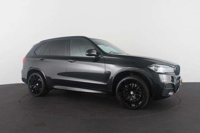 BMW X5 M50d 7p. 381pk > 7-zit/Standkachel/22 inch/Head-up display/shadow-line...