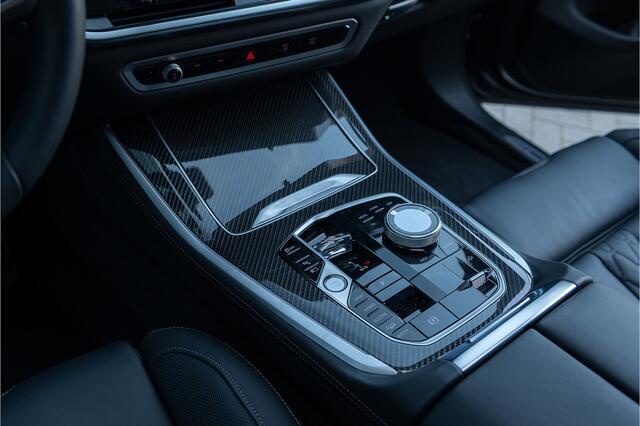 BMW X5 xDrive50e LCI M-Sport Pro ACC Pano M Seats Alcantara Hemel Massage Stoelvent. Luchtvering Softcl, Head Up 360 Kristal HarmanK Trekhaak