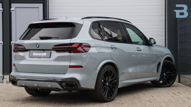 BMW X5 xDrive50e M-Sport Pro | Massage | Sky Lounge | Head-up | Soft-Close | Harman/Kardon | Trekhaak | Carbon