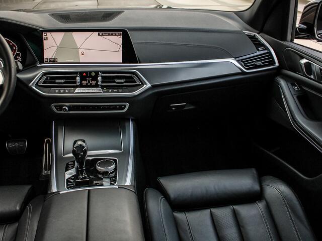 BMW X5 xDrive45e 394PK Automaat High Executive M-Sport | LASER LED | TREKHAAK | SFEERVERLICHTING | LEDER | SHADOWLINE | LEDER DASHBOARD |