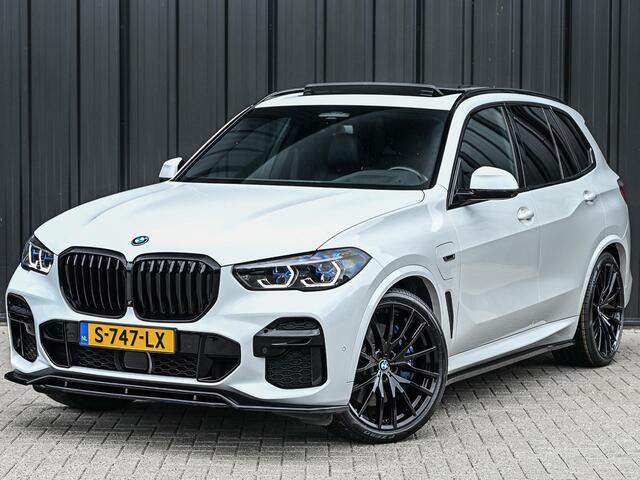 BMW X5 xDrive45e HIGH EXECUTIVE | ACTIVE CRUISE | M-SPORT PRO | LUCHTVERING | SPORTBRAKES | COMFORT ACCESS | SHADOWLINE LIGHTS | PANORAMADAK SKY LOUNGE | AMBIANCE INTERIEUR | 360 CAMERA | HEAD-UP | DAB+ | HARMAN/KARDON |