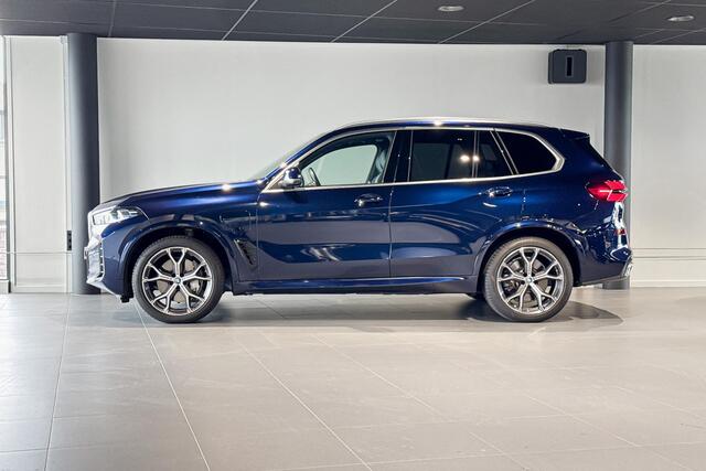 BMW X5 xDrive50e | M Sport | Sky Lounge | Bowers & Wilkins | Soft-close | Trekhaak |