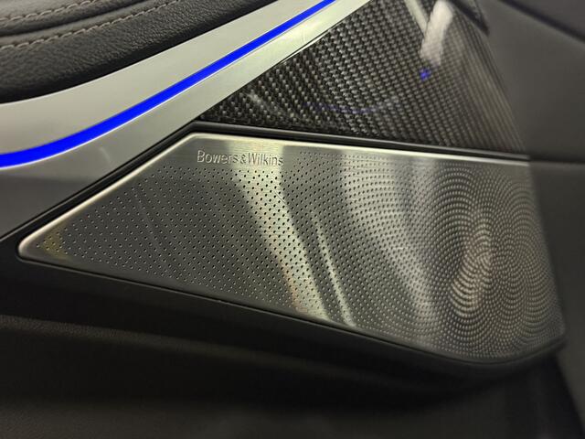 BMW X5 xDrive40d M-sport | B&W | Skylounge | Pano | 22inch