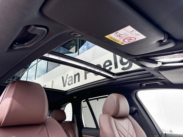 BMW X5 xDrive50e Launch Edition | Selections | Innovation Pack | M Sport | Trekhaak