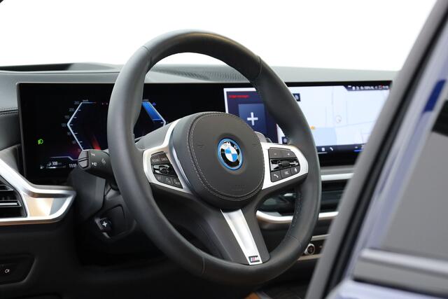 BMW X5 xDrive50e M Sport | Skylounge | Soft Close | Luchtvering | HUD | H&K | Elek. Trekhaak | Adapt. Cruise