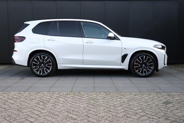 BMW X5 xDrive50e | M SPORT | LEDER | MEMORY | H&K | PANO | STOEL/STUURVERW. | HEAD-UP | SOFT-CLOSE | TREKHAAK | 360° CAMERA | CRUISE | NAVI | FULL OPTIONS |