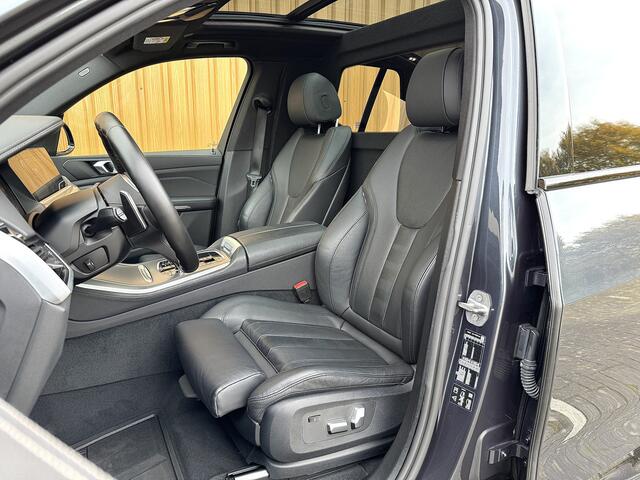 BMW X5 XDRIVE30D High Executive | M Pakket | 22" Lichtmetaal | Apple Carplay | Android Auto | Panoramadak | 3500 KG Trekken | Leder | DAB | Stuurwielverwarming | Head-Up Display | BMW Laser |