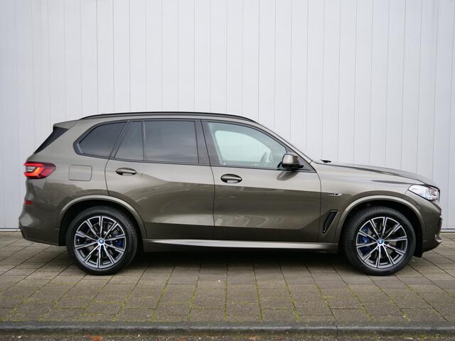 BMW X5 xDrive45e High Executive 394 Pk Automaat M-sport / Trekhaak / Laser light / Leer / Pano-dak / DAB / Apple Carplay