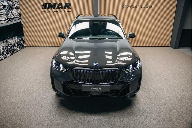 BMW X5 xDrive50e | Luxe stoelen | Luchtvering | Dravit Grau | Trekhaak | Stuur en stoelverwarming | Harman/Kardon |