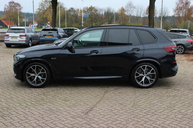 BMW X5 xDrive45e High Exe. M Sport / Trekhaak / Panoramadak / 360Camera / Head-up / Harman Kardon / 20'' / Laser LED / Dodehoek / ACC / Leder / Stoelventilatie / Stoelverwarming 4x / Stuurverwarming