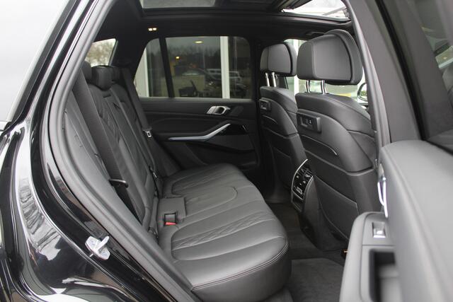 BMW X5 xDrive45e High Exe. M Sport / Trekhaak / Panoramadak / 360Camera / Head-up / Harman Kardon / 20'' / Laser LED / Dodehoek / ACC / Leder / Stoelventilatie / Stoelverwarming 4x / Stuurverwarming