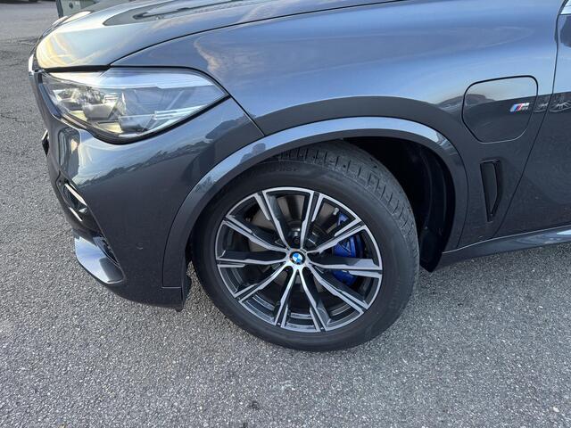 BMW X5 xDrive45e Executive M-PAKKET/HUD/LEER/TREKHAAK/LUCHTVERING/