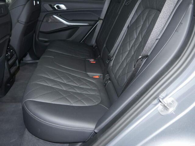 BMW X5 xDrive50e M-Sport | Panorama | Comfortzetels | Trekhaak | Driving Assistant Professional | Harman Kardon | SoftClose | Integral Active Steering