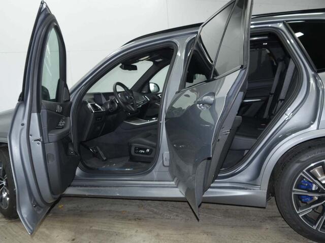 BMW X5 xDrive50e M-Sport | Panorama | Comfortzetels | Trekhaak | Driving Assistant Professional | Harman Kardon | SoftClose | Integral Active Steering