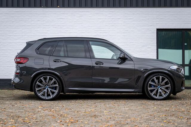 BMW X5 xDrive45e M-Sport 4-Wielsturing B&W CoPilot Carbon