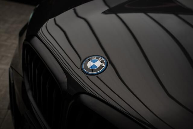 BMW X5 50e, M SPORT, Stoelverkoeling, Carbon, stuuverw