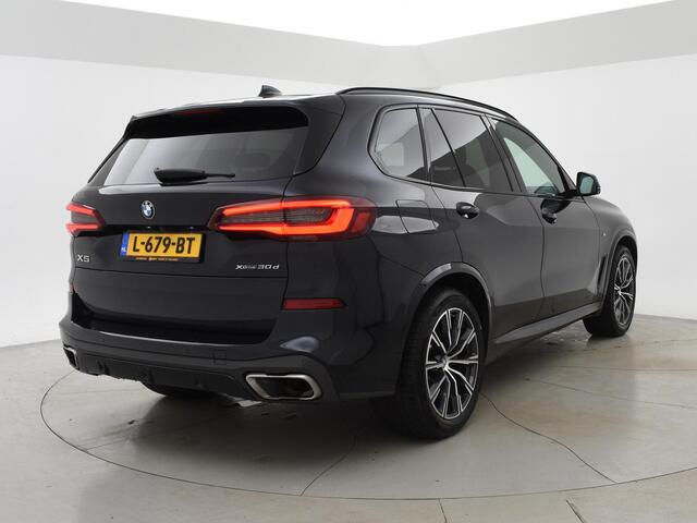 BMW X5 xDrive30d M-SPORT + HEAD-UP | WEGKL. TREKHAAK | ADAPTIVE CRUISE | PANORAMA | SFEERVERLICHTING