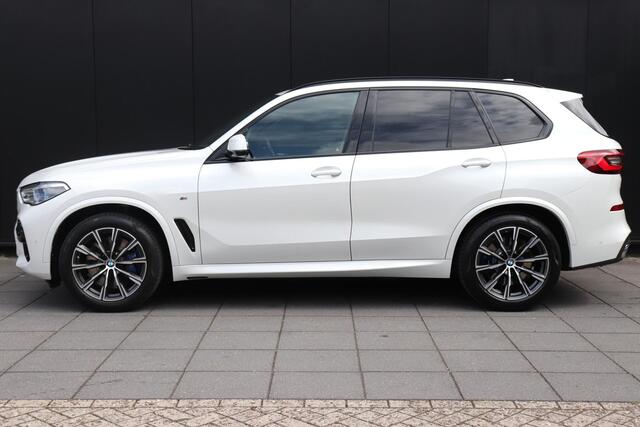 BMW X5 xDrive40i High Exe. M SPORT | PANO-DAK | LEER | APPLE CARPLAY | TREKHAAK