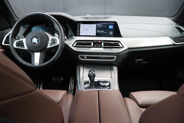 BMW X5 xDrive40i High Exe. M SPORT | PANO-DAK | LEER | APPLE CARPLAY | TREKHAAK