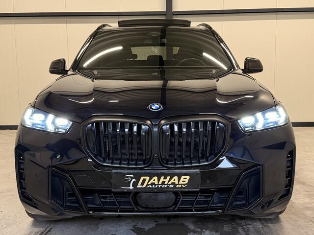 BMW X5 xDrive50e M-Sport | Carbon | Pano | Memory | Stoelverwarming / Verkoeling | Led | Soft-Close | Cruise | DAB | Apple Carplay / Android Auto