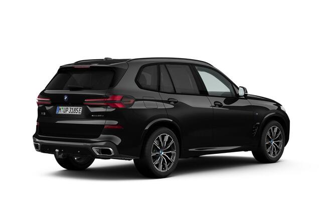 BMW X5 xDrive50e Integrale Active Besturing / Comfort Acces / Soft Close / Electrische Zwenkhaak / Glazen Schuifdak / Stoelverwarming Voor & Achter / Getinte Ramen Achter / Warmte Comfort pakket / Adaptieve Led / Driving Assistant / Harman Kardon / Parking Prof