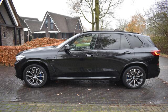 BMW X5 xDrive45e High Executive 395PK PANO, TREKH., ACC NIEUWSTAAT!
