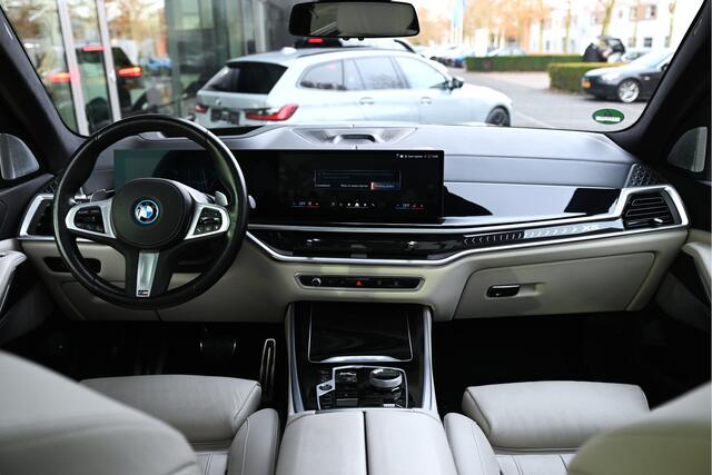 BMW X5 xDrive50e High Executive M Sport Automaat / Panoramadak / Trekhaak / Soft-Close / Stoelventilatie / Massagefunctie / Massagefunctie / Parking Assistant Professional / Bowers & Wilkins