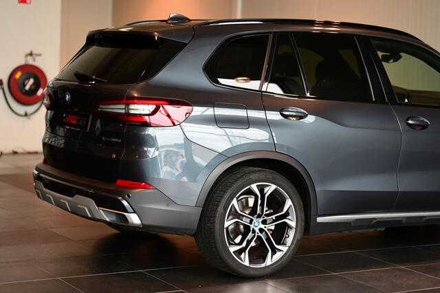 BMW X5 xDrive45e High Exec. 2e eigenaar. BMW garantie