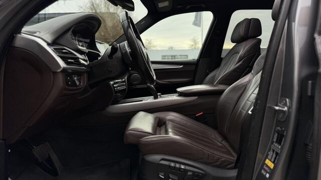 BMW X5 xDrive40e High.Ex | M-Sport | HUD | Pano | Leer