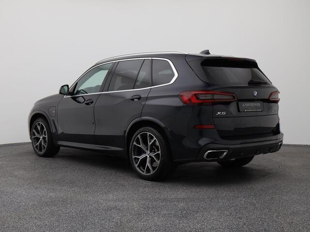 BMW X5 xDrive45e Executive M-Sport | PANO | CAMERA | HUD | LUCHTVERING | KEYLESS | STOEL- EN STUURVERW. | TREKHAAK