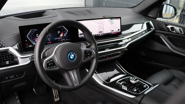 BMW X5 xDrive50e M-Sport Pro | Massage | Harman/Kardon | Soft-Close | Panoramadak | Head-up | Stoelventilatie | Trekhaak