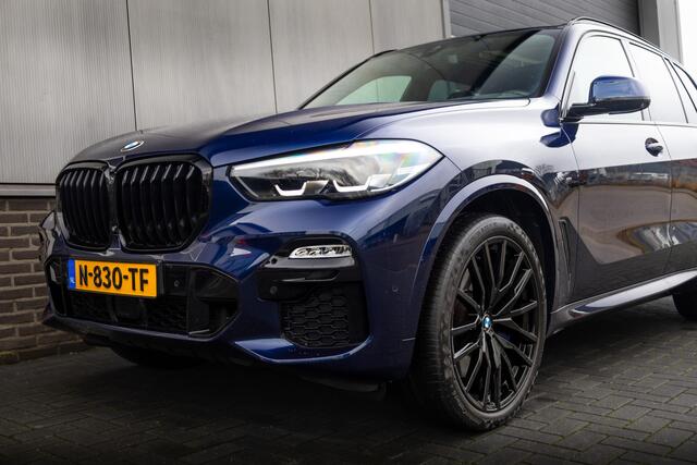 BMW X5 xDrive40i 340 pk High Executive M-Sportpakket / Pano-Dak/ H&K-Sound/ Comfort-Stoelen/ Stoel.Verw/ 360-Camera/ Led-Koplamp/ Trekhaak/ 22'' LMV