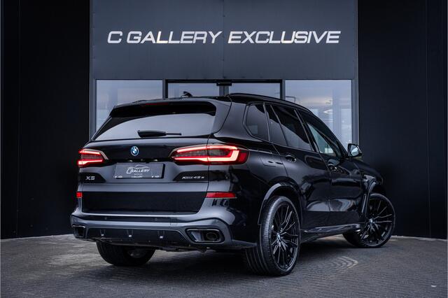 BMW X5 xDrive45e Executive - M-Sport l Panorama l HUD l ACC l Sfeerverl.