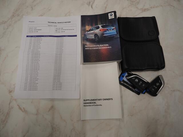 BMW X5 xDrive45e High Executive | Panoramadak | Luchtvering | Keyless | 360 | Memory | Sfeerverlichting | Carplay