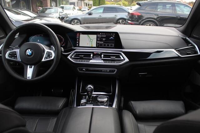 BMW X5 xDrive40i High Exe. M Sport / Panoramadak / 360Camera / Head-up / Achterasbesturing / Laser LED / Softclose / 22'' / Harman Kardon / Stoelventilatie / Stoelverwarming 4x / DAB / Dodehoek / ACC