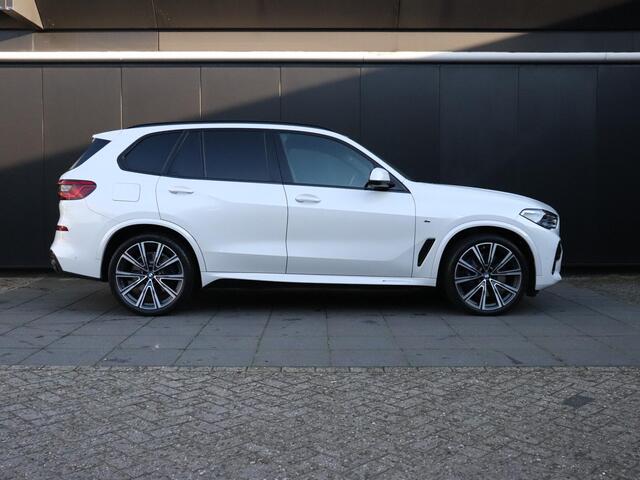 BMW X5 xDrive40i High Executive | M SPORT | LEDER | MEMORY | PANO-DAK | TREKHAAK | HEAD-UP | CAMERA | APPLE CARPLAY | STOELVERW. |