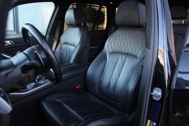 BMW X5 xDrive45e M-Sport Skylounge | Panoramadak | Soft Close | Mee sturende achteras | Adaptief| High Executive