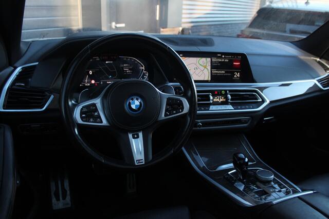 BMW X5 xDrive45e M-Sport Skylounge | Panoramadak | Soft Close | Mee sturende achteras | Adaptief| High Executive