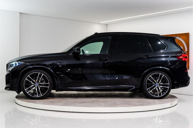 BMW X5 xDrive50e M-Sport 489PK | Bodykit | SkyLounge | Harman/Kardon | Individual | Drive Pro | VOL! 12 MND Garantie