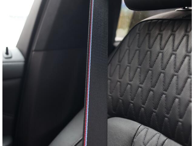 BMW X5 50e xDrive | Pano - Trekhaak - Massage