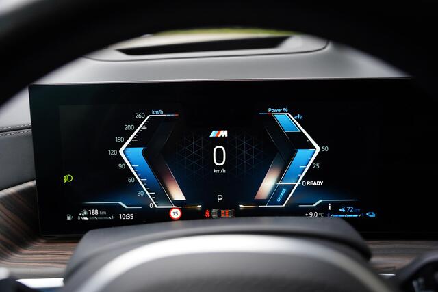 BMW X5 XDrive 50E Launch Edition Individual / Panoramadak Sky Lounge / 22 Inch