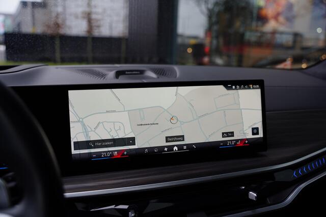 BMW X5 XDrive 50E Launch Edition Individual / Panoramadak Sky Lounge / 22 Inch