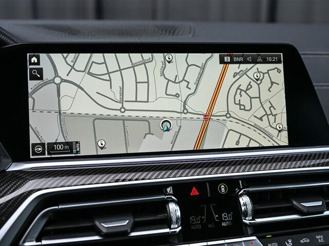 BMW X5 xDrive45e High Executive M Sport · Panoramadak · Bmw Laser Light · Driving Assistant Professional · Comfort Seats · Ambiance interieur · Head Up · Comfort access · M-Sport brake · Carbon inleg · Trekhaak