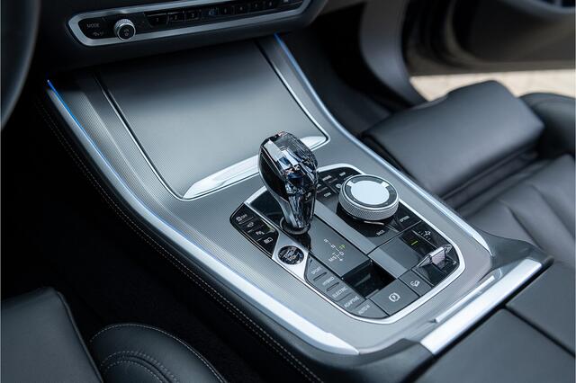 BMW X5 xDrive45e M-Sport ACC Pano 360 MStoelen Memory Achterasbestr. Keyless Laser Head up Trekhaak