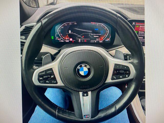 BMW X5 xDrive40i 340 pk High Executive M-Sportpakket / Carbon-Zwart/ Laser/ Pano-Dak/ Head-Up/ Keyless/ Adap.Cruise/ 360-Camera/ Sport-Stoelen/ Stoel.Verw./ 21'' LMV